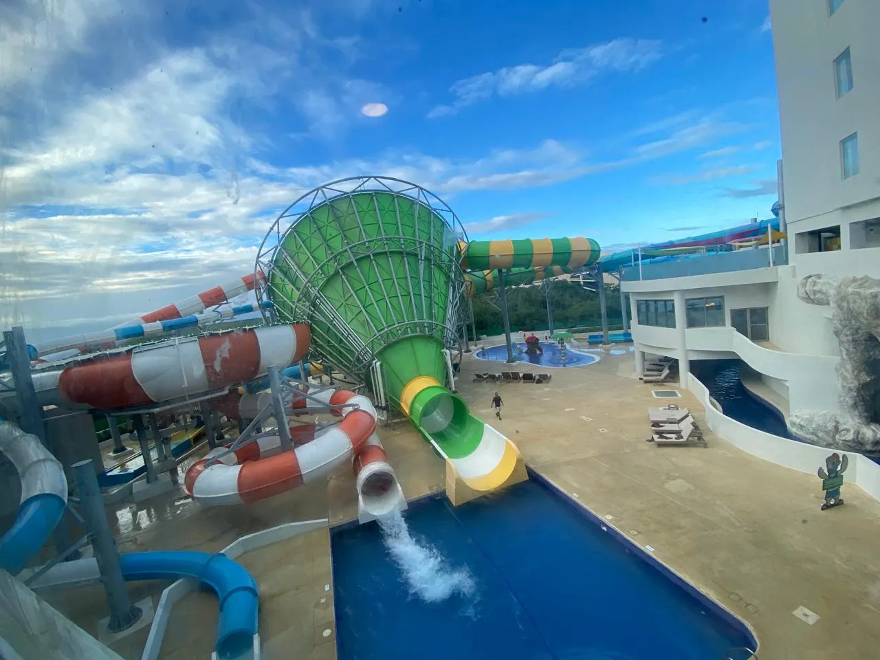 Royalton Splash